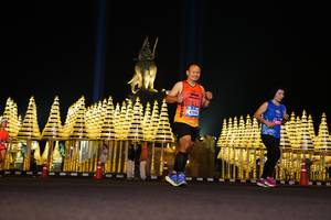 BIB: 43640
                            <button type="button" onclick="openModal(20985772)" class="btn btn-primary btn-sm float-right btn-popup" data-toggle="modal" data-target=".modal-high-quality">
                        <i class="fas fa-shopping-cart"></i> Add to Cart
                    </button>
                                            <button type="button" onclick="isThisMe(20985772, true)" class="btn btn-success btn-sm float-right btn-popup btn-isme hidden" data-toggle="tooltip" data-placement="bottom" title="นี่คือรูปของคุณใช่ไหม คลิกที่นี่เพื่อเอาเข้าอัลบั้ม">
                        <i class="fas fa-plus"></i> Add to album
                    </button>
                    <button type="button" onclick="isThisMe(20985772, false)" class="btn btn-warning btn-sm float-right btn-popup btn-isnotme hidden">
                        <i class="fas fa-ban"></i> Remove from album
                    </button>